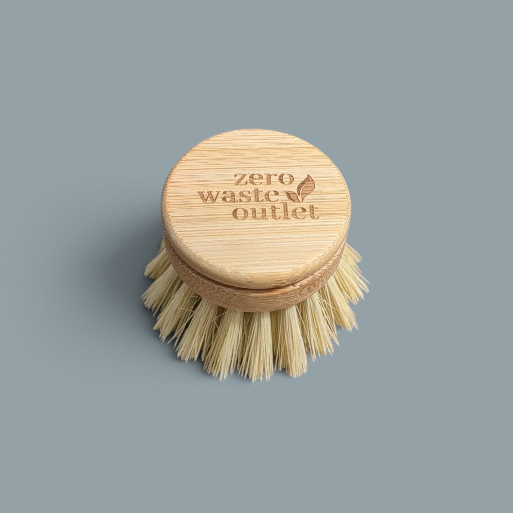 Compact head with regular sisal bristles for the Long Handle Pot Brush